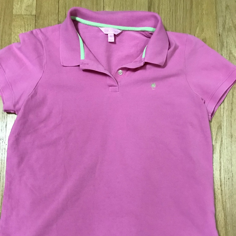 Lilly Pulitzer T-shirt size XL